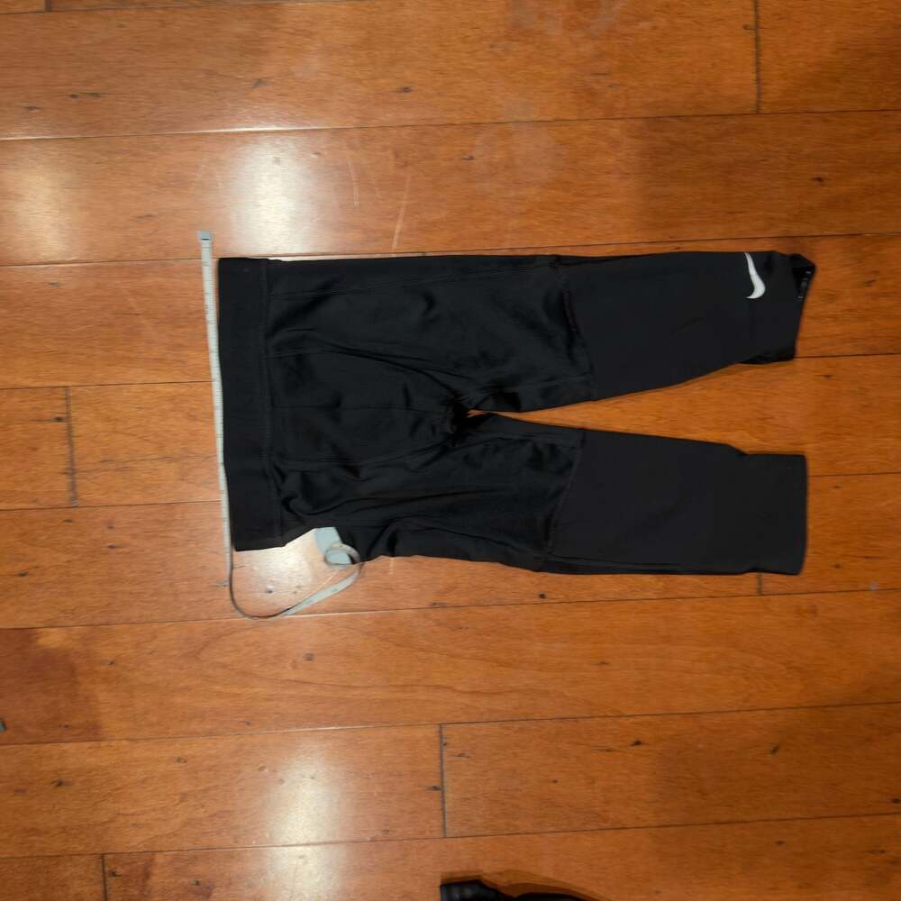 Nike Pro Dri-FIT Compression 3/4 Length Training Tights